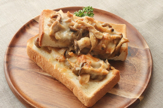 きのこの牡蠣ソースマヨトースト