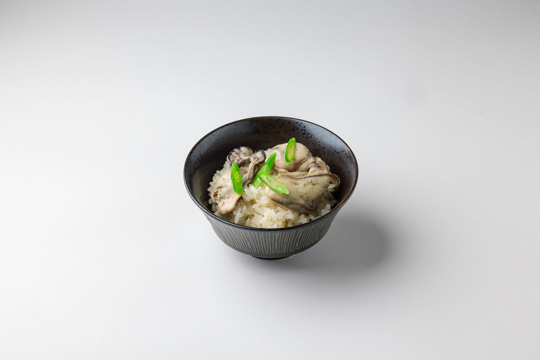 ふっくら牡蠣さけ蒸しの炊き込みごはん